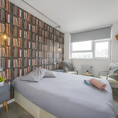 4-Bed Flat With Stunning Views Apartment London Exterior photo